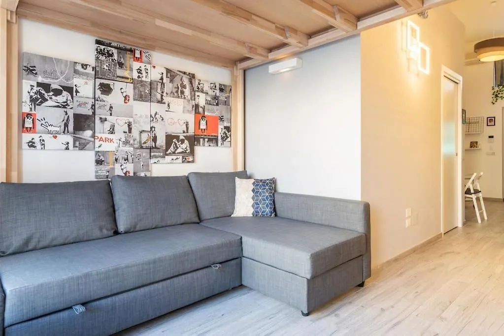 Da Francesco - Ampio Monolocale Soppalcato Apartment Milan 0*,